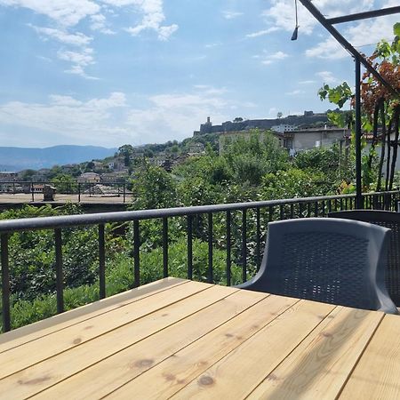 Bed and Breakfast Tony'S Terrace Gjirokastër Exteriér fotografie
