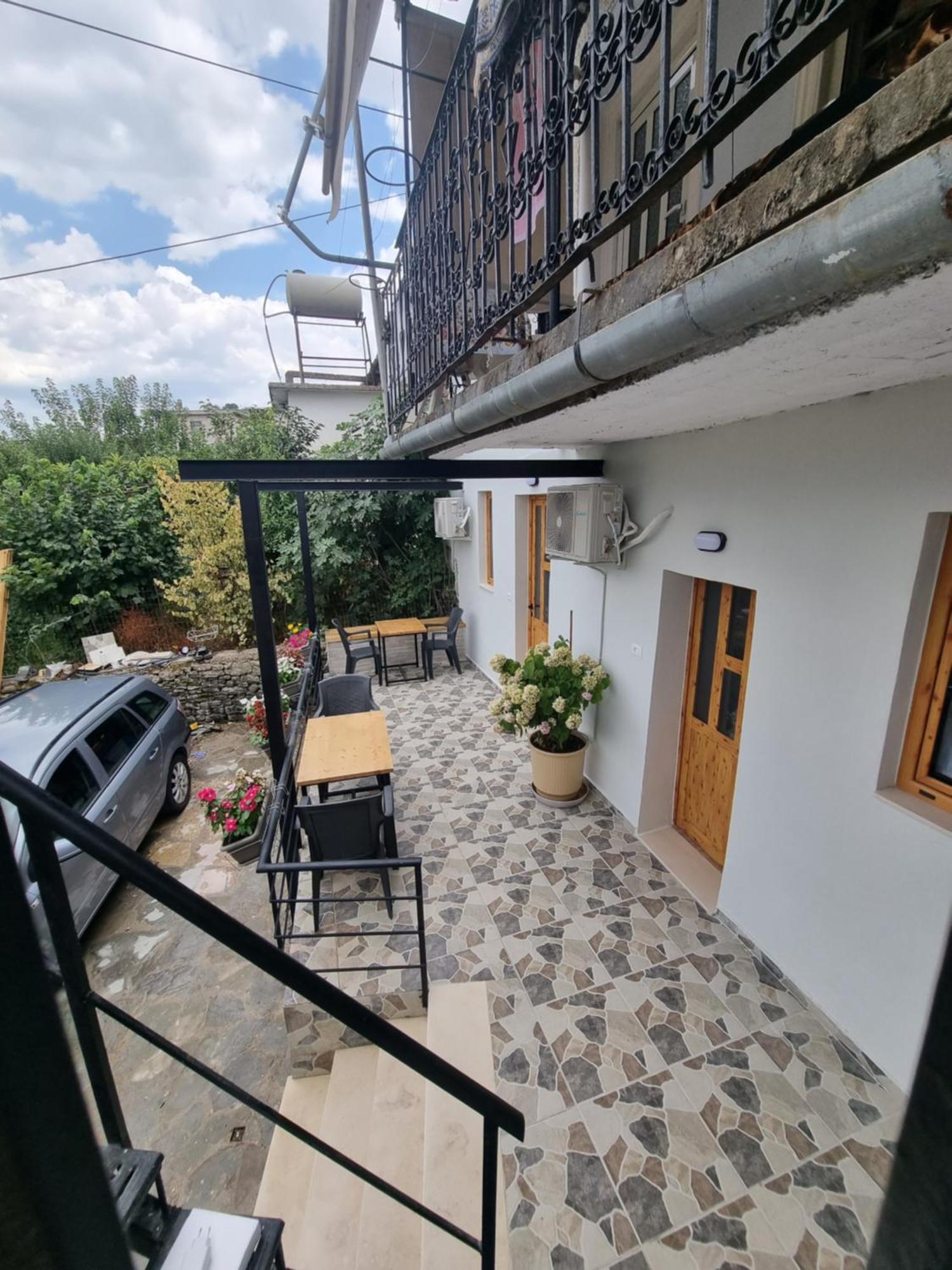 Bed and Breakfast Tony'S Terrace Gjirokastër Exteriér fotografie